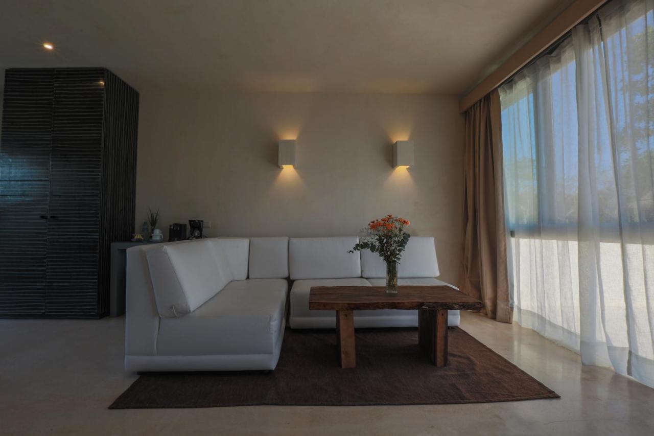 Alma De Flores Private Pools Suites Tulum Bagian luar foto